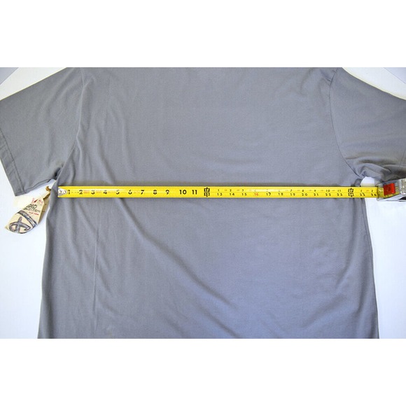 NEW Disney Studio XXL Pirates Of The Caribbean Jack Sparrow / Johnny Depp Shirt - Picture 6 of 7